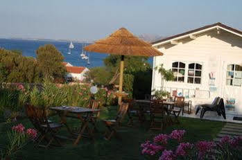 Resort Le Saline Palau Exteriör bild